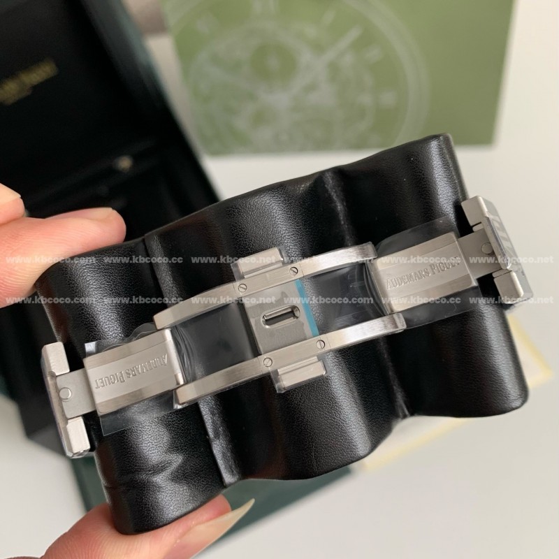 Audemars P*g*et Royal Oak 26331 Chronograph Series Men