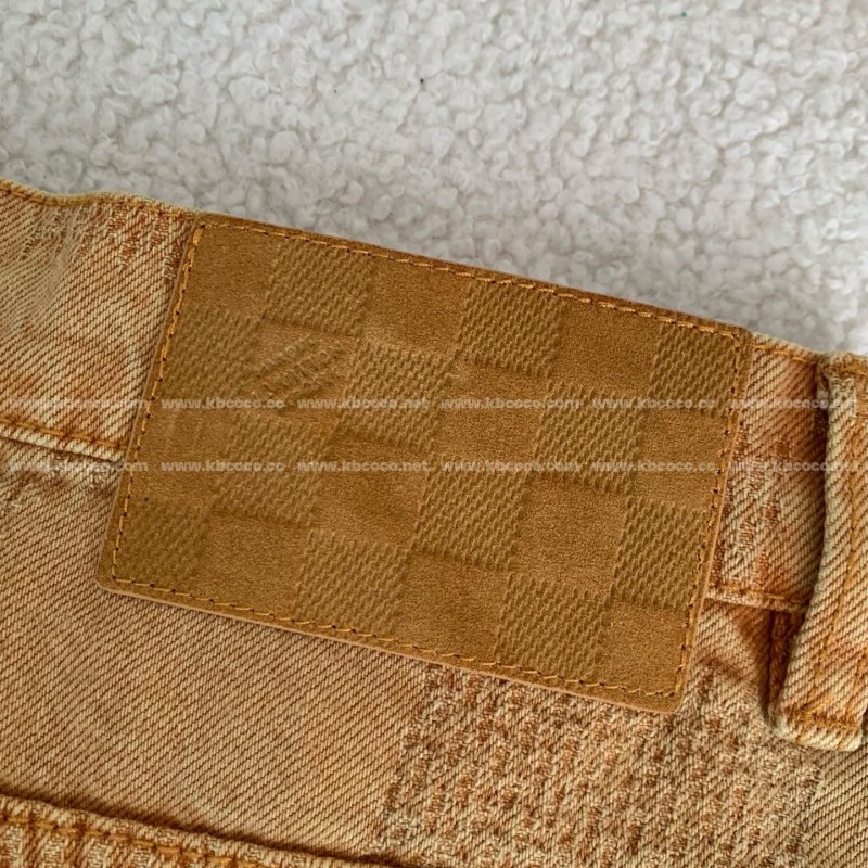 L0*is V*t0n FW24 Costumes