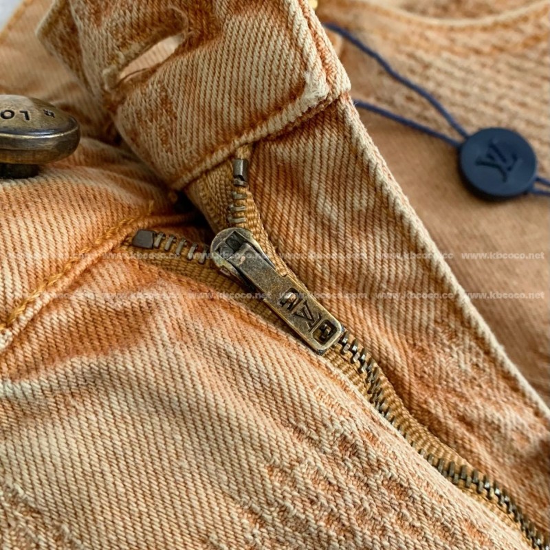 L0*is V*t0n FW24 Costumes