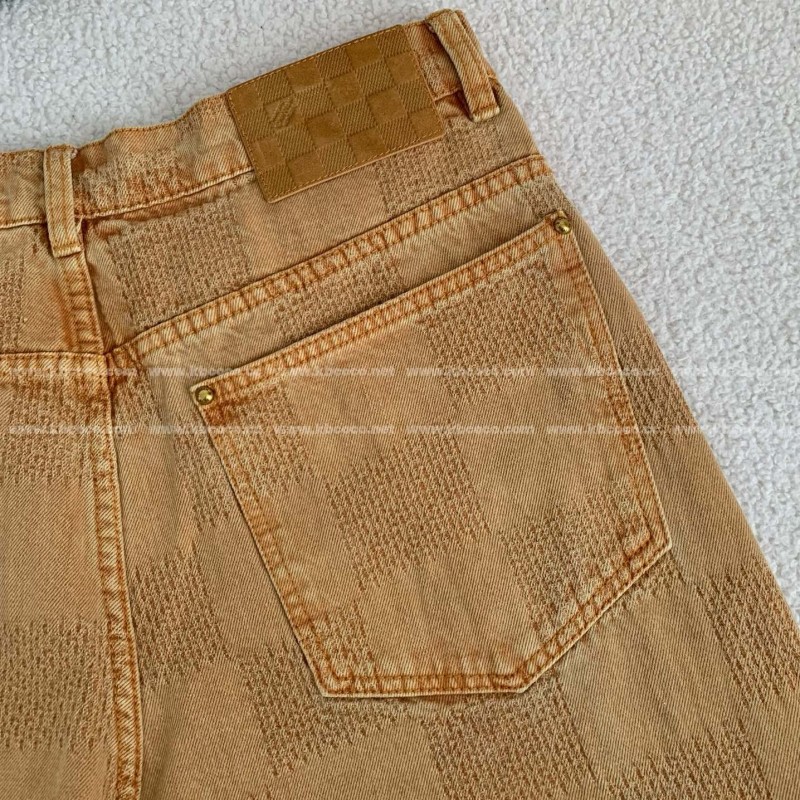 L0*is V*t0n FW24 Costumes