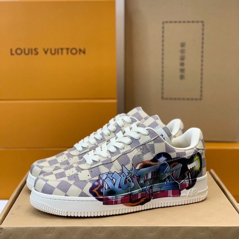 L0*is V*t0n × NIKE AIR FORCE 1 Sneaker