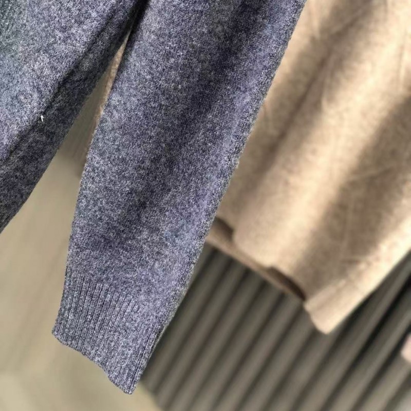 L**o p*ana24 Autumn and Winter crew neck knitted sweater