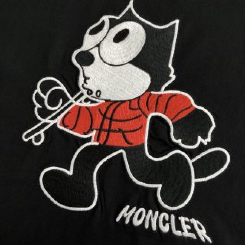 Moncler Spring and Summer Black Cartoon Embroidered T-shirt