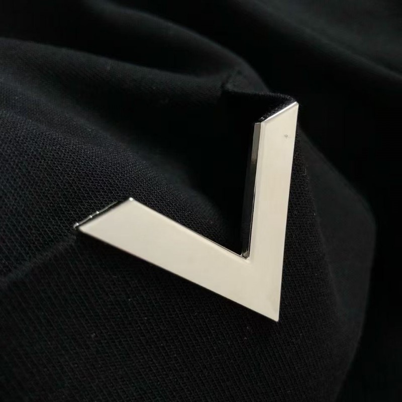 L0*is V*t0n new imported polo T-shirt with metal pocket inserts