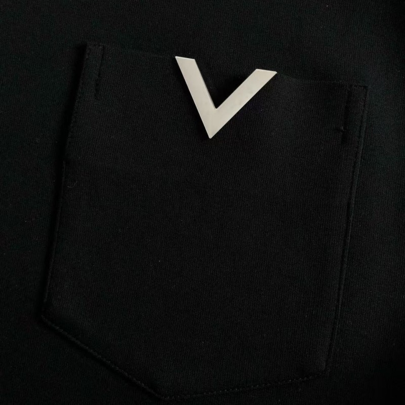 L0*is V*t0n new imported polo T-shirt with metal pocket inserts
