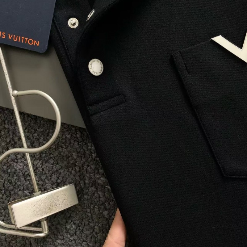 L0*is V*t0n new imported polo T-shirt with metal pocket inserts