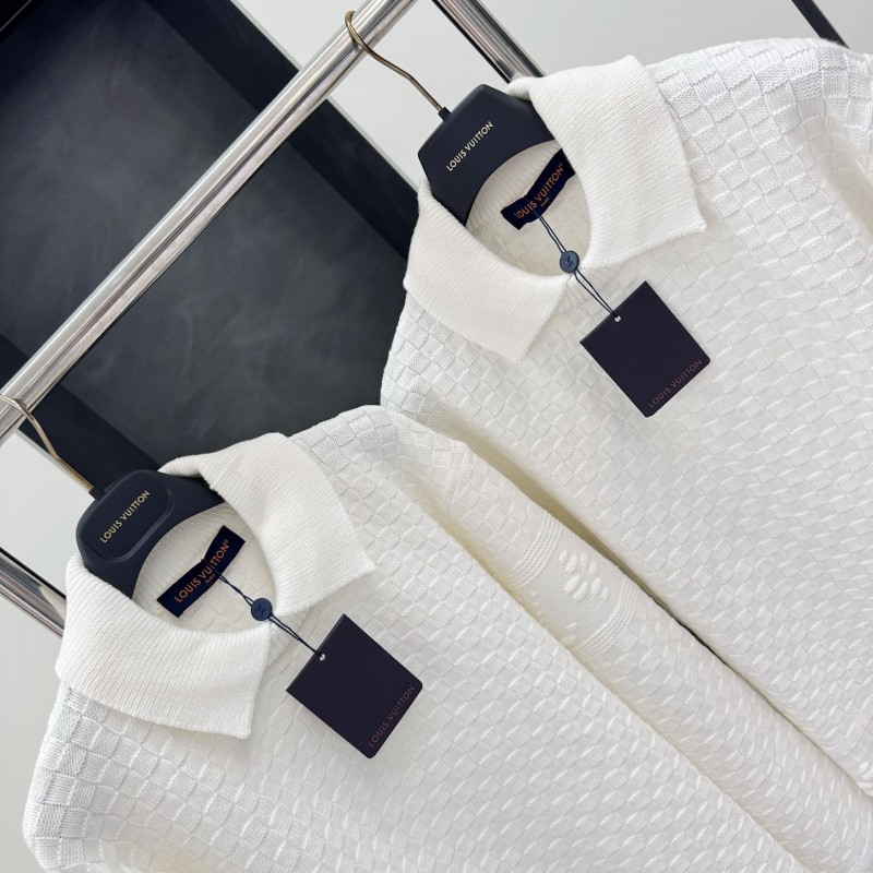 L0*is V*t0n 2023FW Checkerboard Embossed Sweater