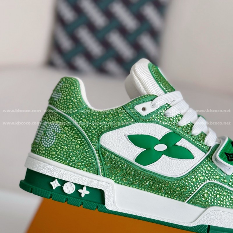 L0*is V*t0n Trainers Sneakers