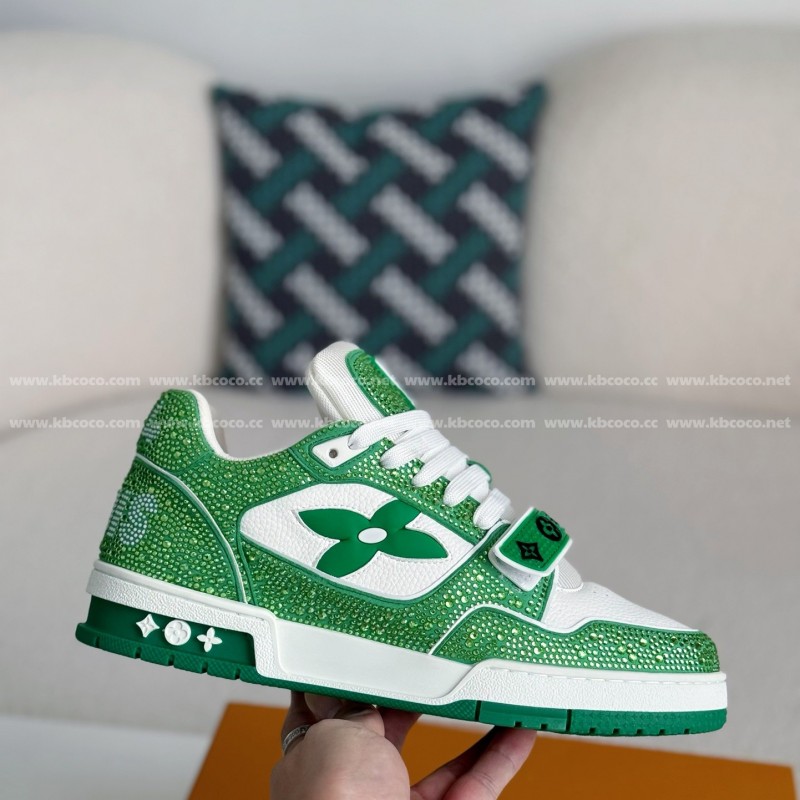 L0*is V*t0n Trainers Sneakers