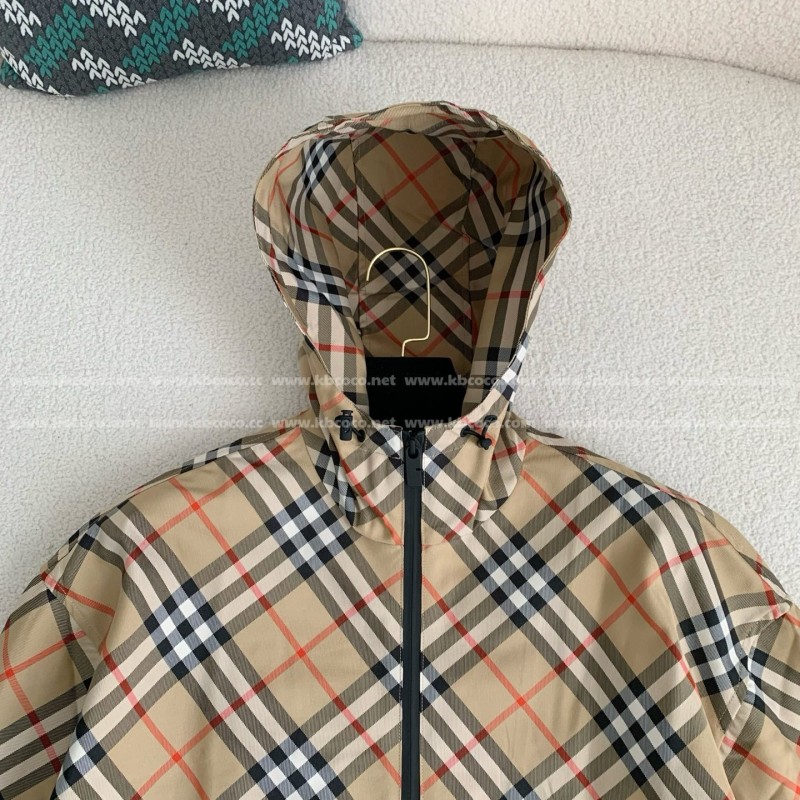 B**rry Zipper jacket