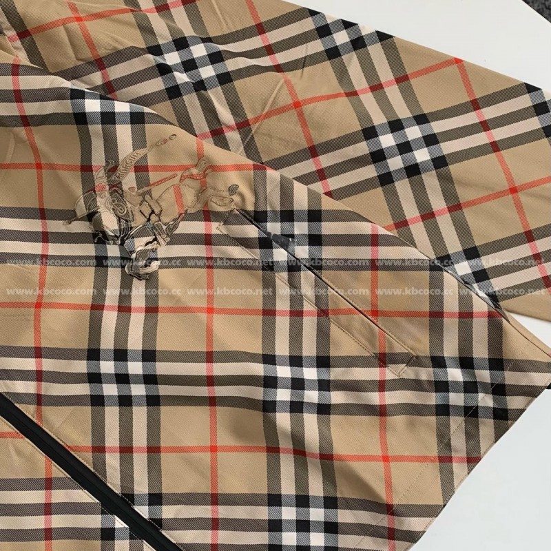 B**rry Zipper jacket