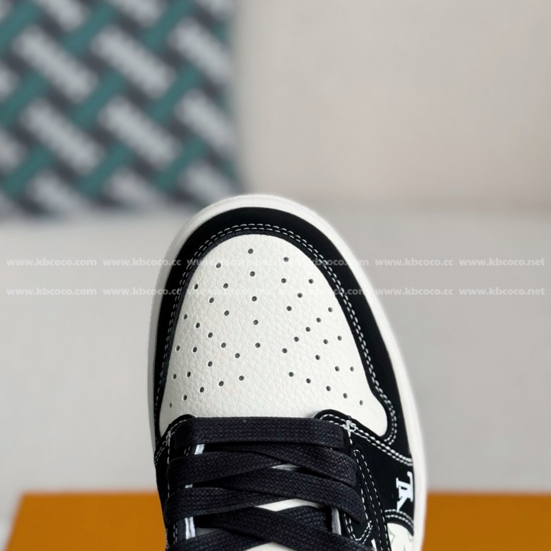 L0*is V*t0n x Jordan Air Jordan Casual Sneakers