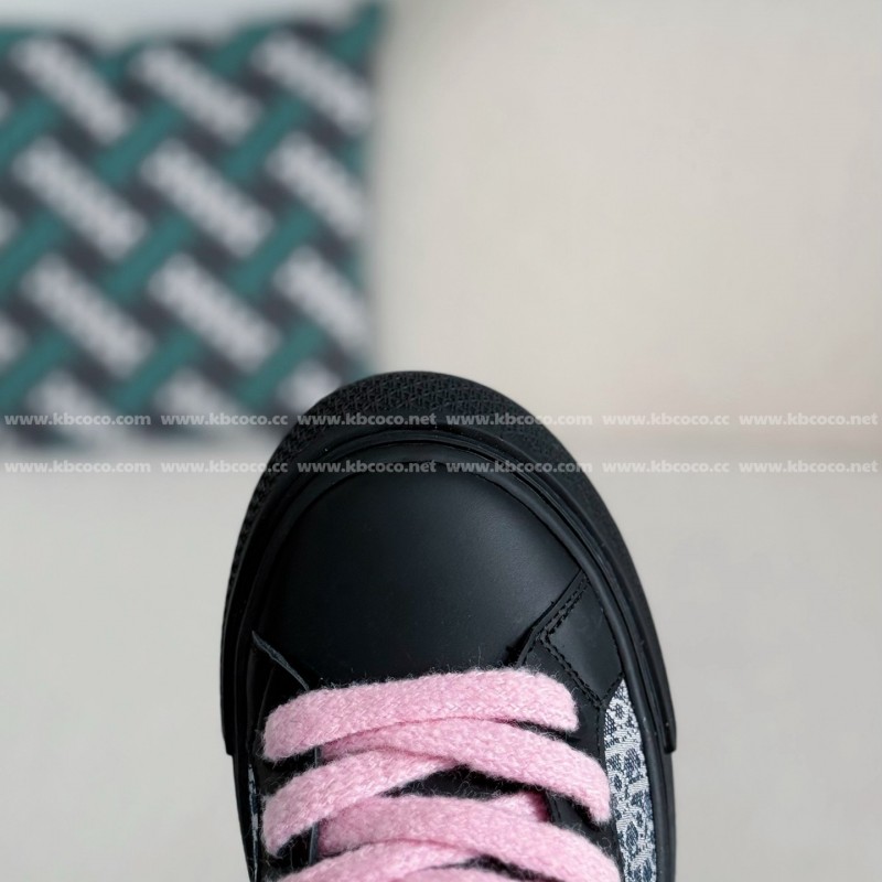 D*0r B33 Leather Sneakers