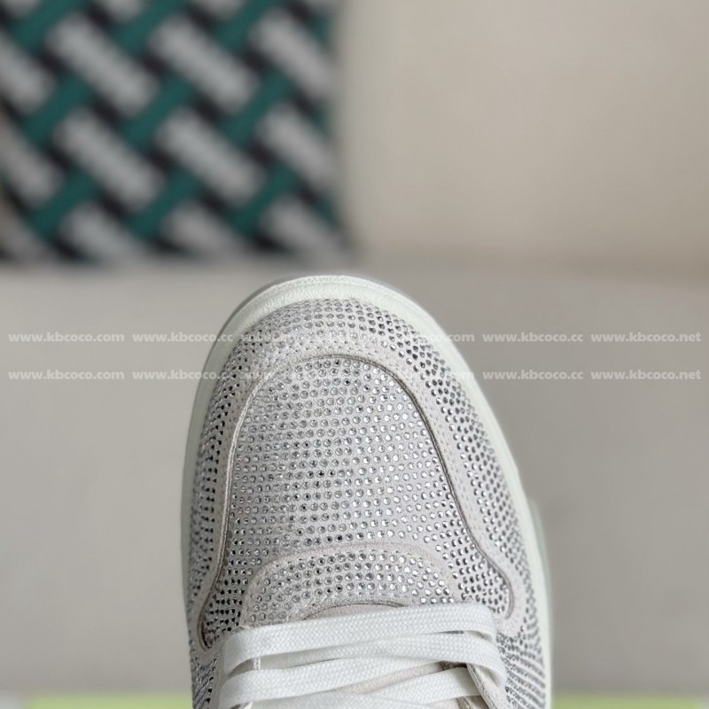 OFF-WHITE  LEATHER SNEAKERS