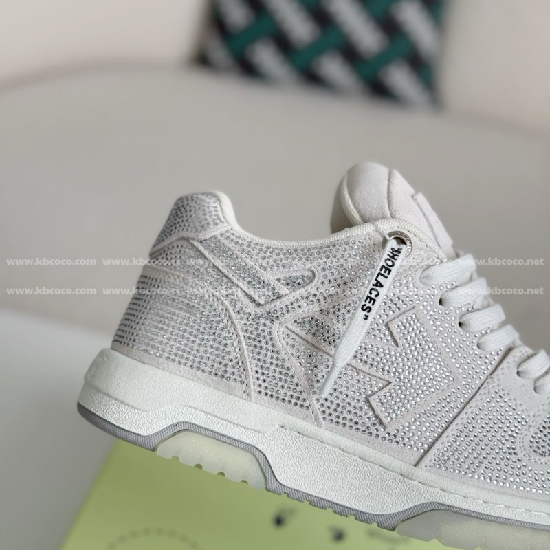 OFF-WHITE  LEATHER SNEAKERS