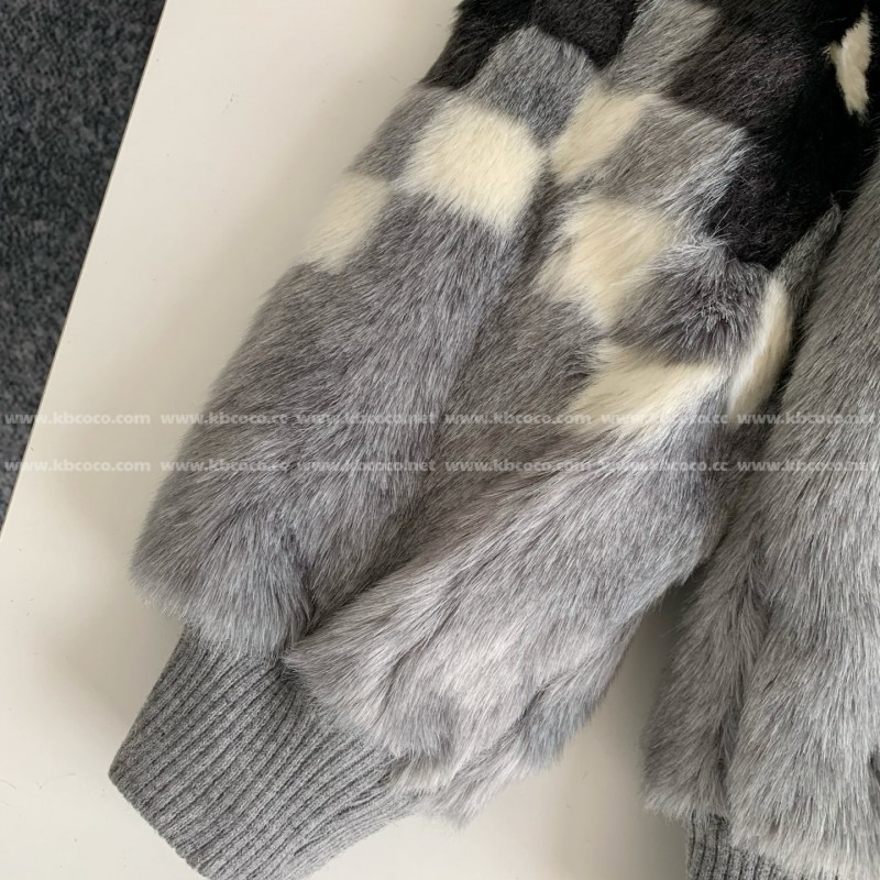 L0*is V*t0n Skiing Series FW24 Black And White Check Hooded Fleece Jacket