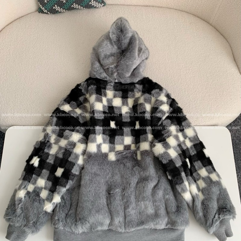 L0*is V*t0n Skiing Series FW24 Black And White Check Hooded Fleece Jacket