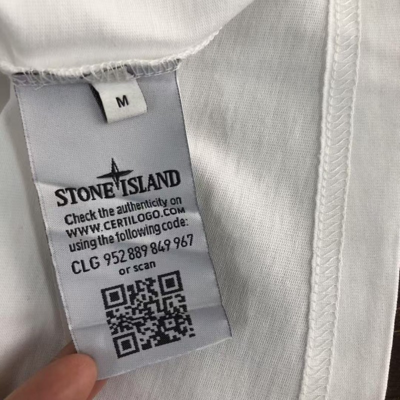 STONE ISLAND printed plug-in T-shirt