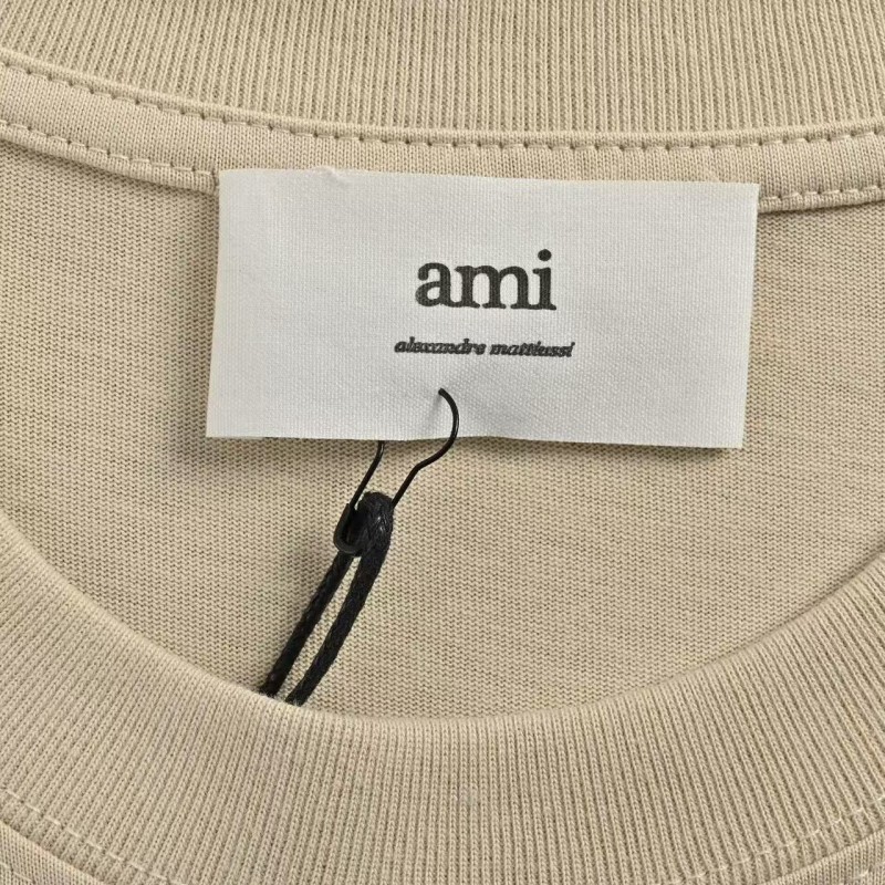 AMI SS25 3D Heart Short Sleeve T-Shirt