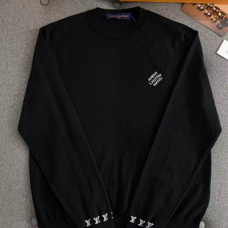L0*is V*t0n co-branded Tyler knitted long-sleeved logo