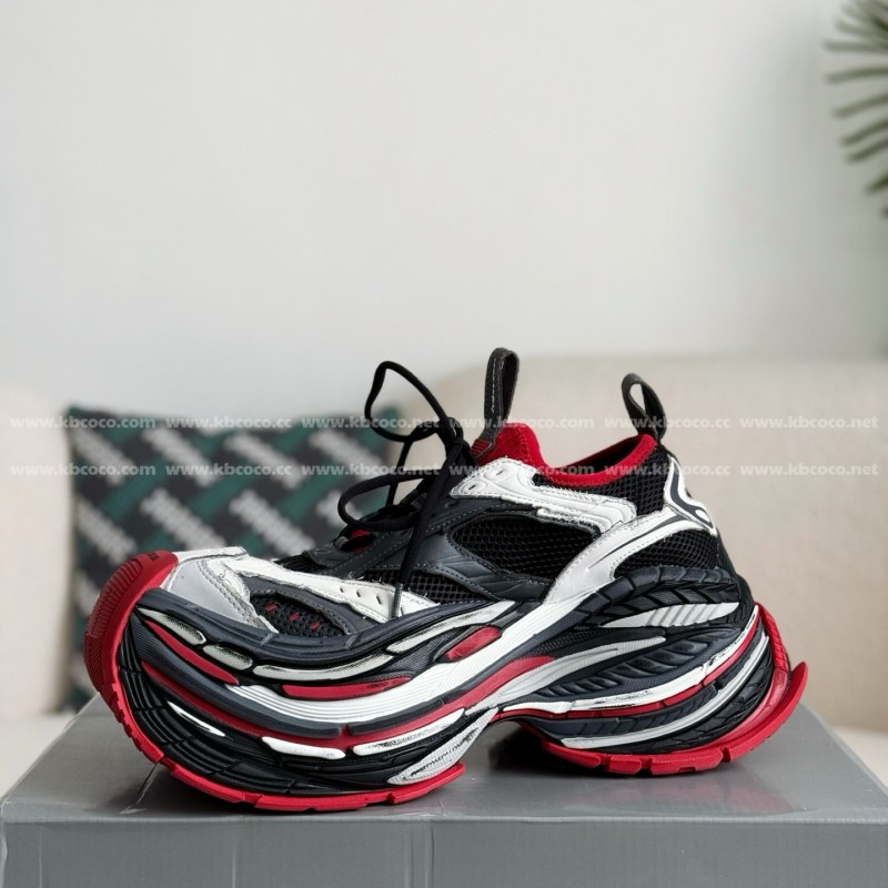 Ba*len*cia*ga Thick-soled Dad Shoes