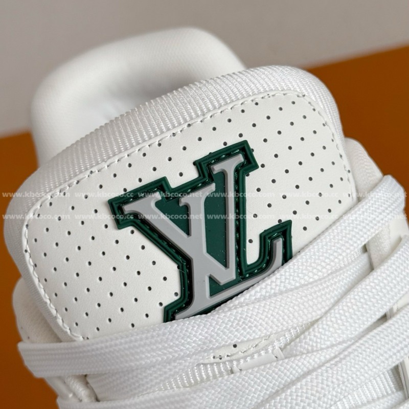L0*is V*t0n TRAINER SNEAKERS