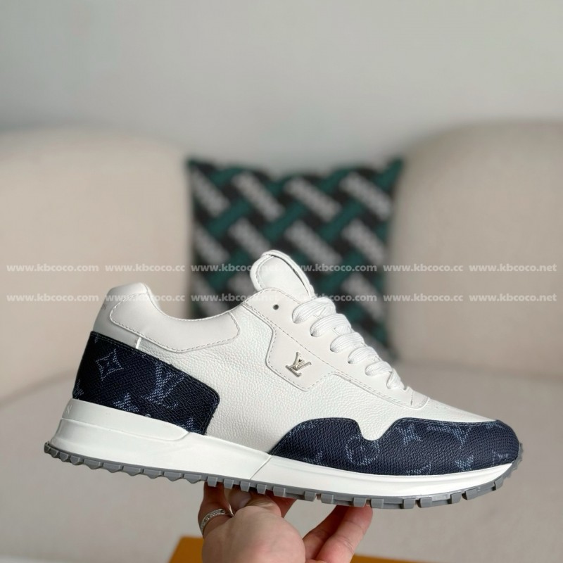 L0*is V*t0n RUN AWAY CASUAL SHOES