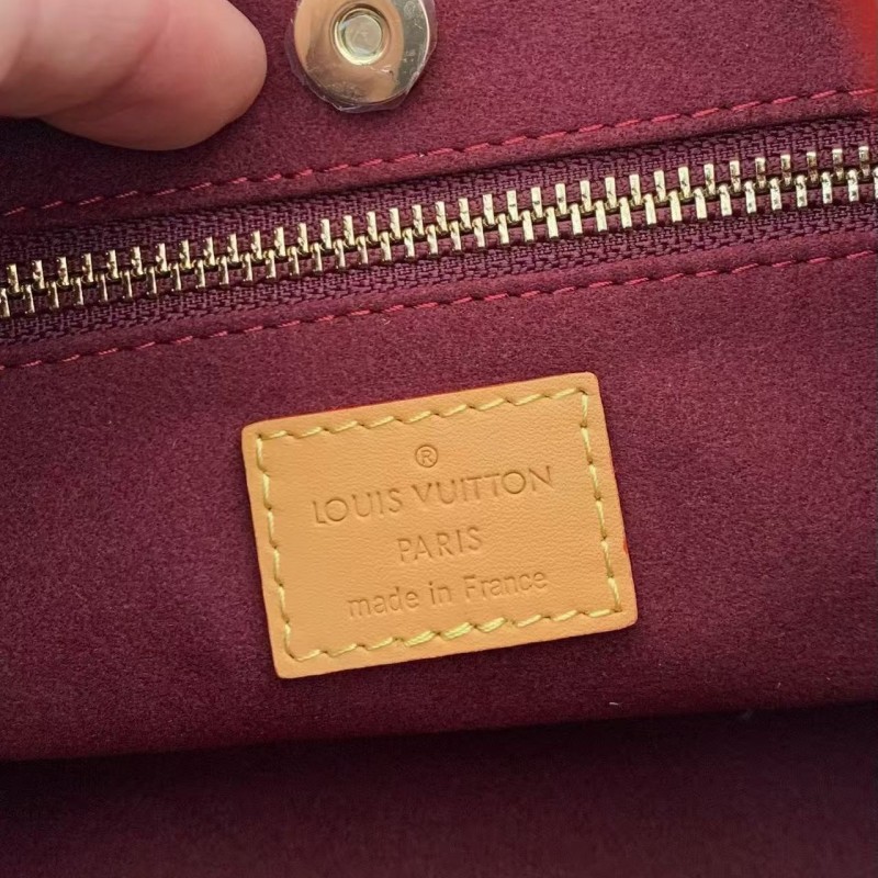 New CARRYALL BB handbag M13014, 26*17*10cm