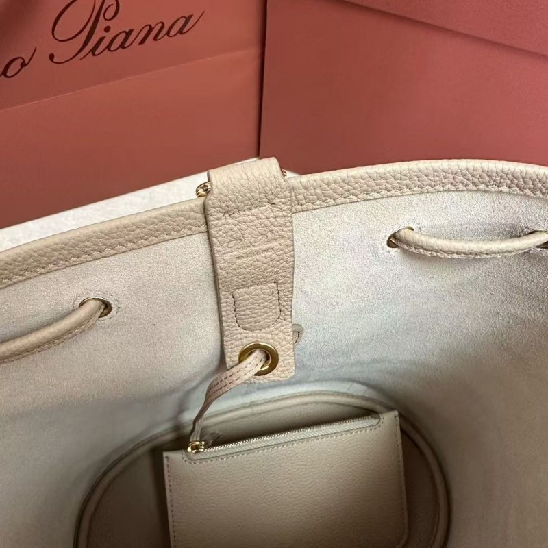 L**o p*ana extra imported off-white cowhide drawstring backpack, size: 25*27*14cm