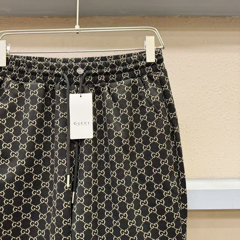 G*u*i jacquard shorts