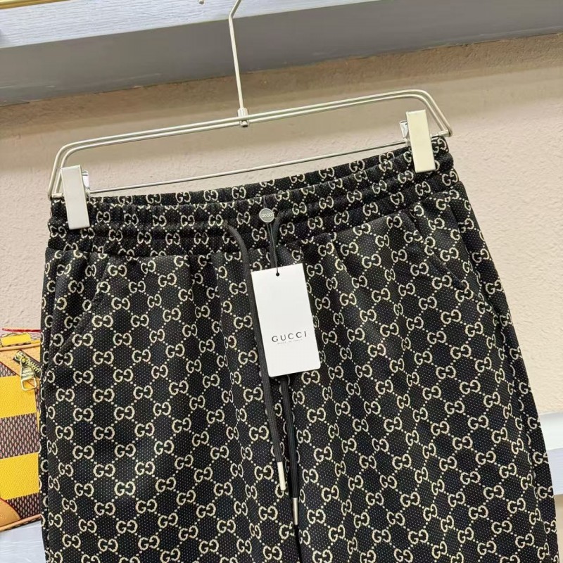 G*u*i jacquard shorts