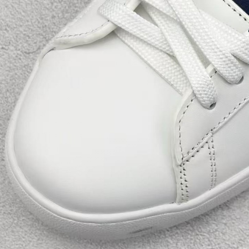 va*t*no One Stud Sneakers