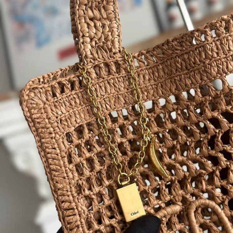 chloe spring and summer new SUMMER BANANA dopamine color brown pure handmade straw woven bag Size: 3