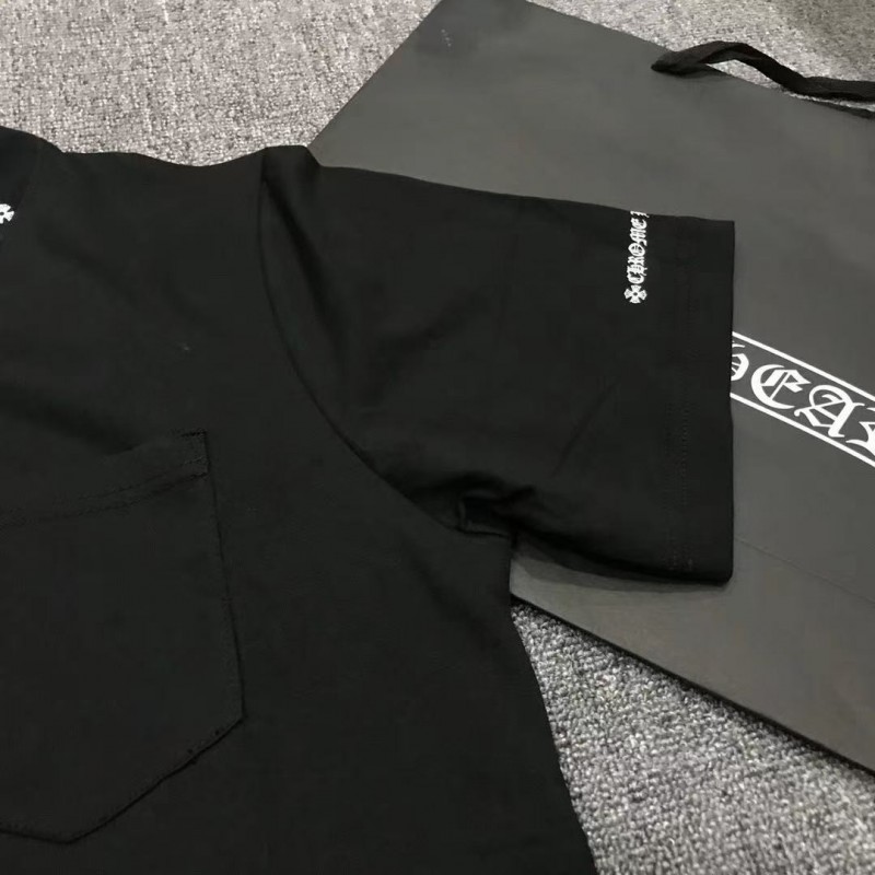 Ch**me He**ts 2025 new pocket collar Sanskrit print