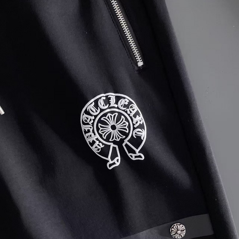 Ch**me He**ts 2025 Spring and Summer New Casual Shorts