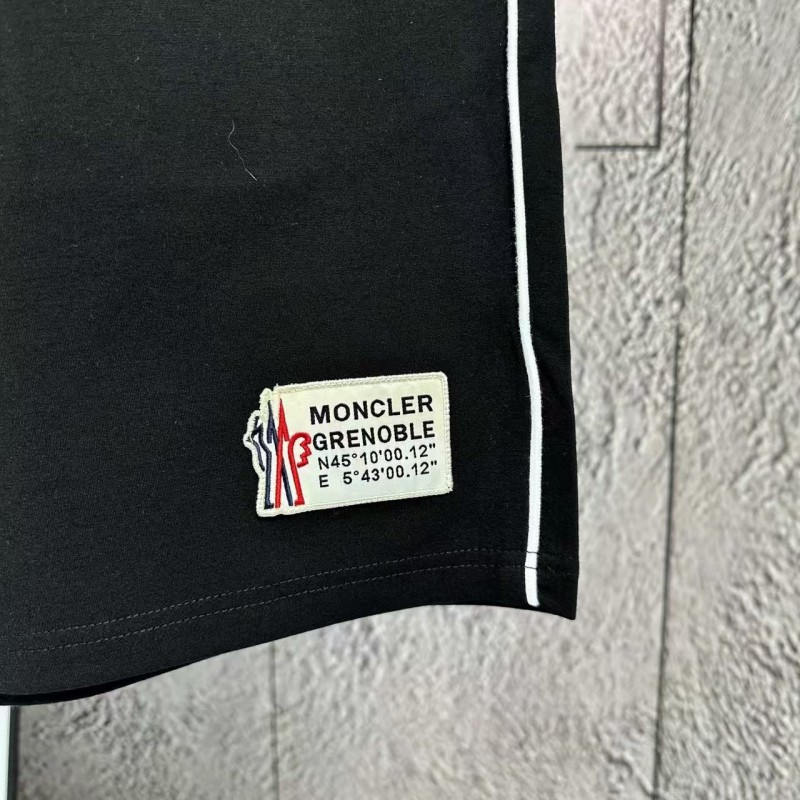Moncler 2025 Spring and Summer New Casual Shorts