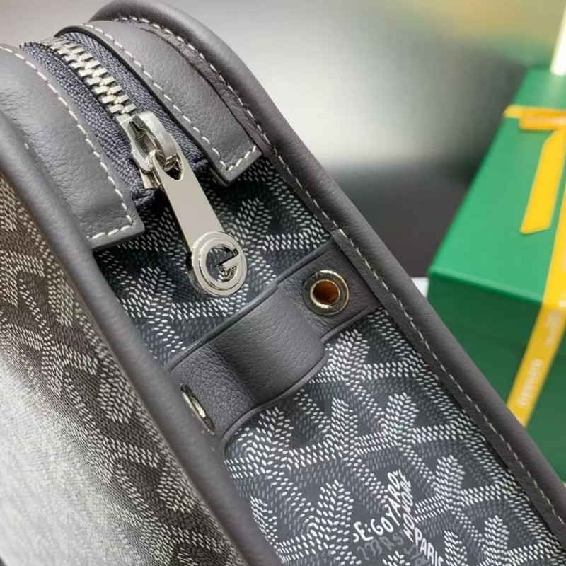 Go*ard imported cowhide with canvas large toilet bag, size: 30*23*8cm