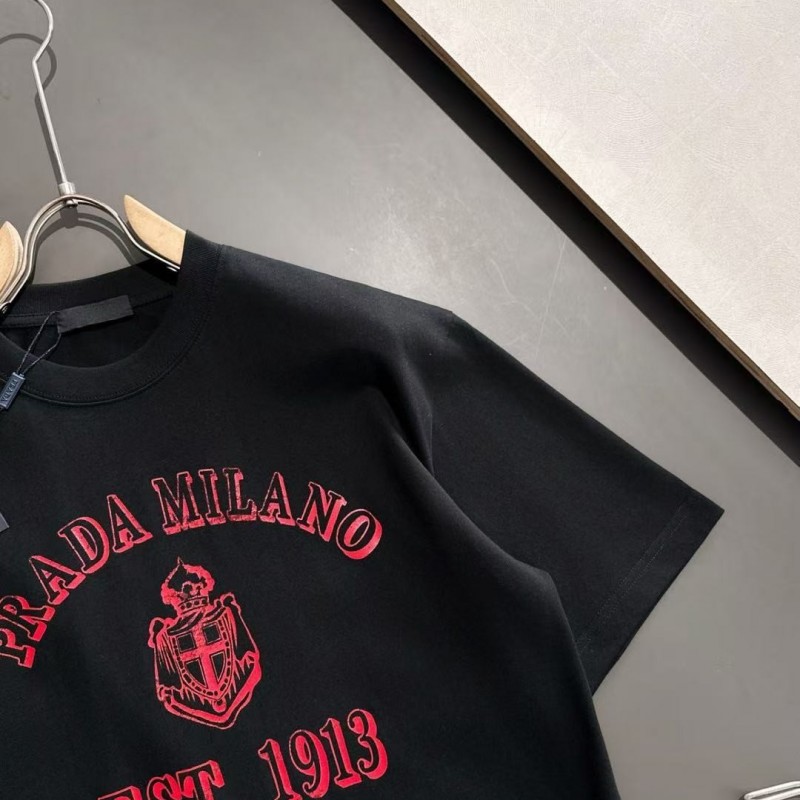 Pra*a 2025 Spring and Summer Latest Round Neck Fashion Short Sleeve