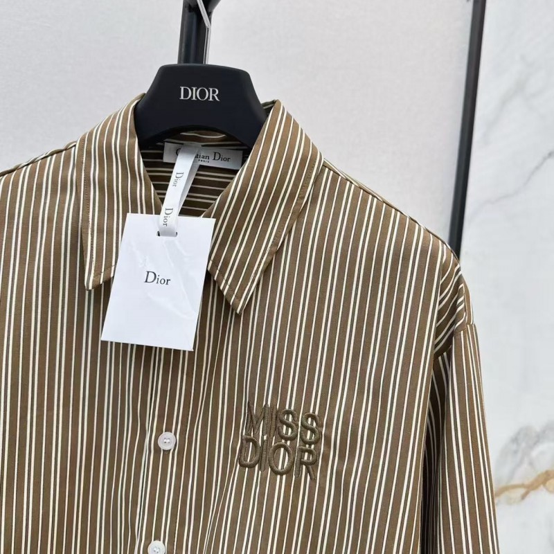 L0ew* spring and summer new logo embroidery striped shirtL0ew* spring and summer new logo embroidery