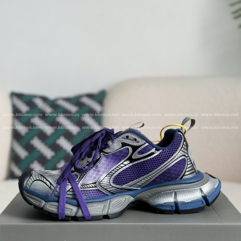 Ba*len*cia*ga Runner Sneakers