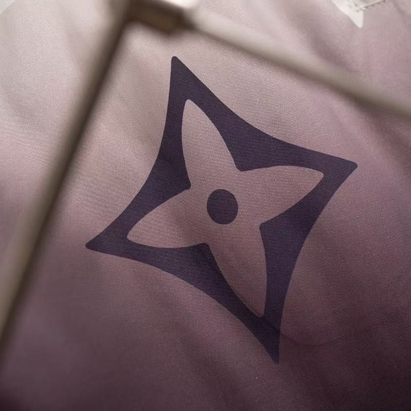 LV 2025 new top-grade quick-drying fabric beach swimming shorts