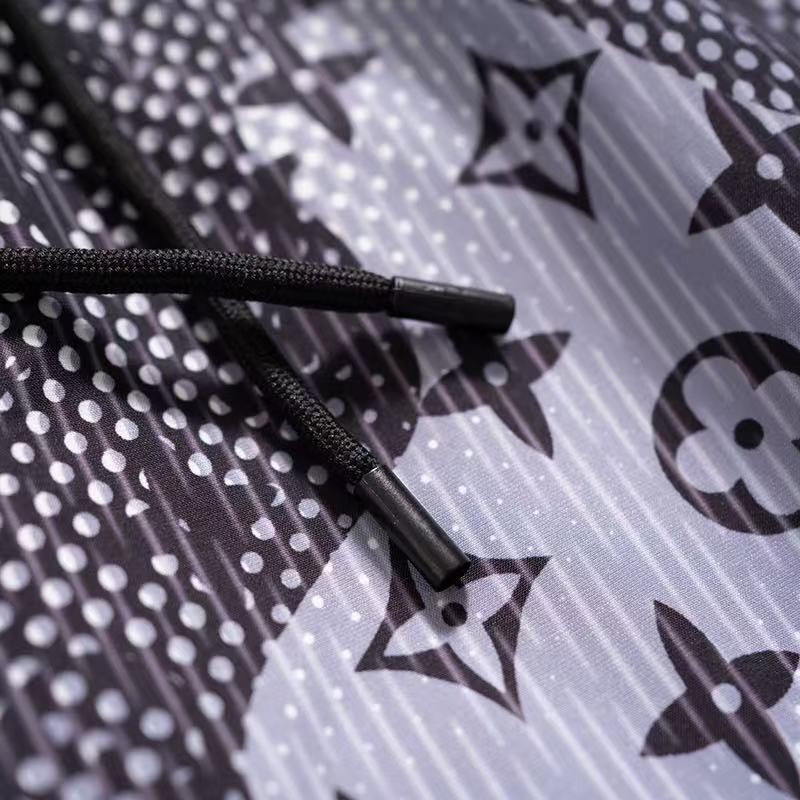 LV 2025 new top-grade quick-drying fabric beach swimming shorts