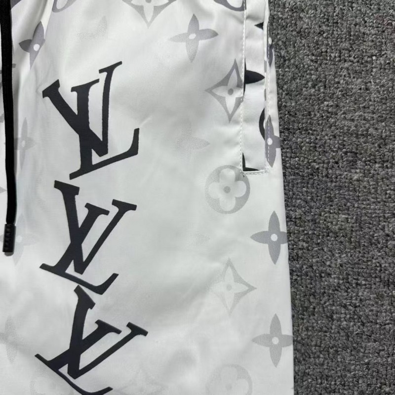 LV 2025 new top-grade quick-drying fabric beach swimming shorts