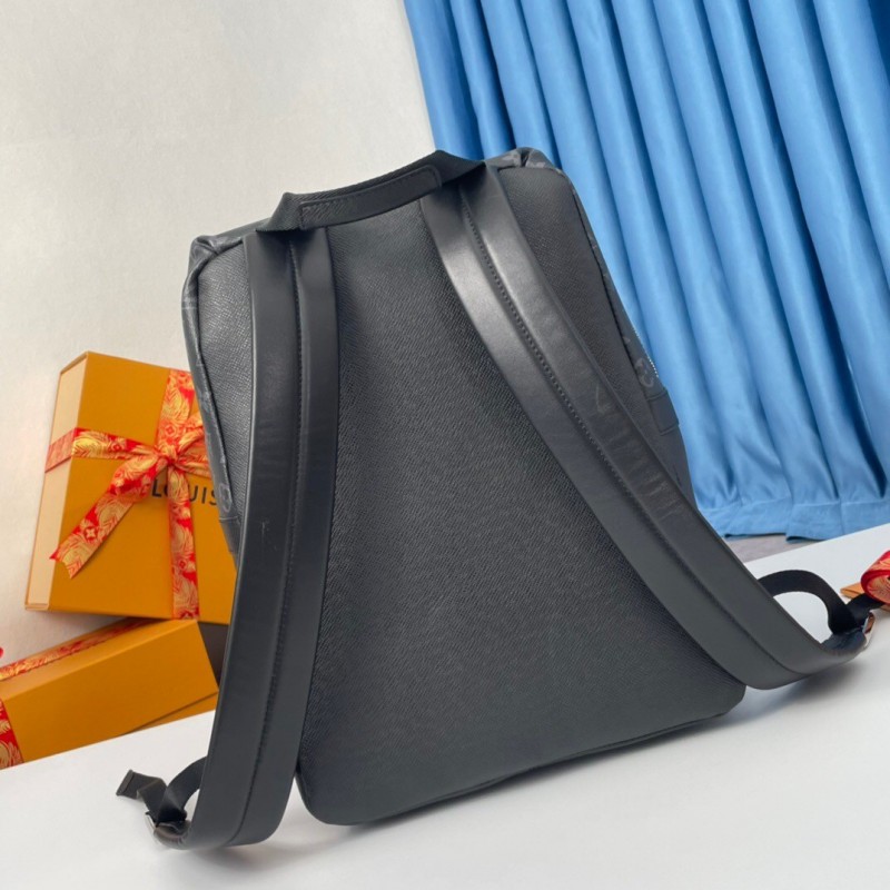 L0*is V*t0n backpack