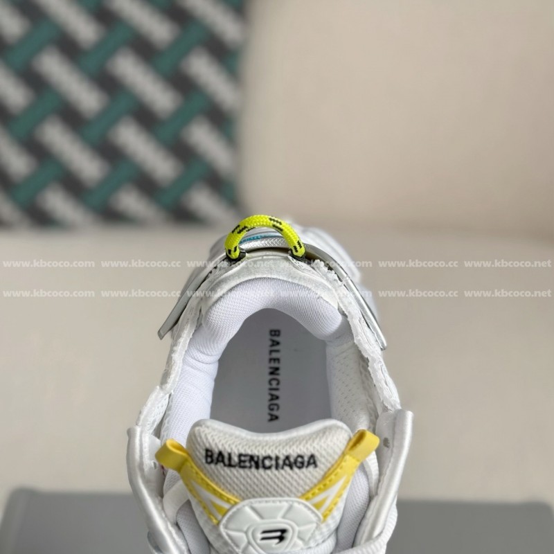 Ba*len*cia*ga Runner Sneakers