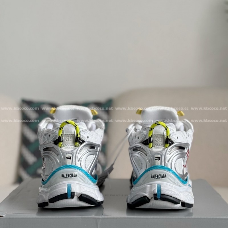 Ba*len*cia*ga Runner Sneakers