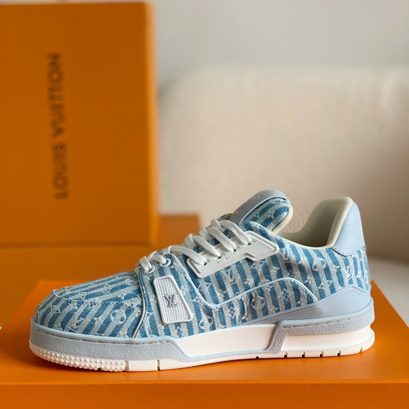 L0*is V*t0n TRAINER SNEAKERS