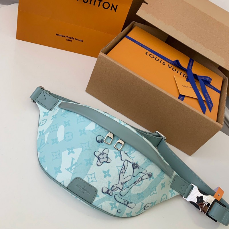 L0*is V*t0n 2023 New DISCOVERY Water Drop Green Waistpack M22765 Size: 44 * 15 * 9cm