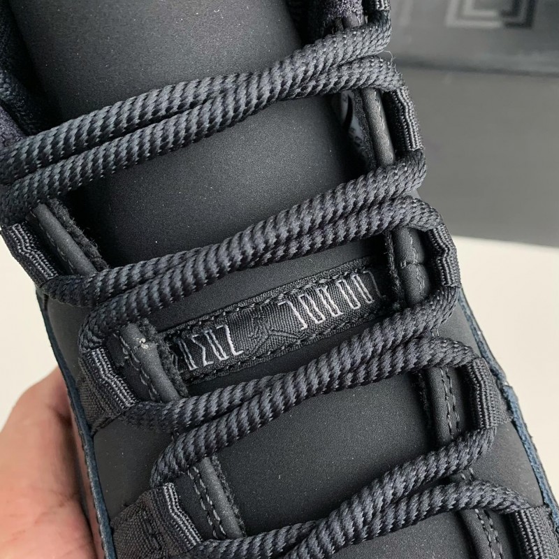 Jordan Air Jordan 11 retro cap and gown