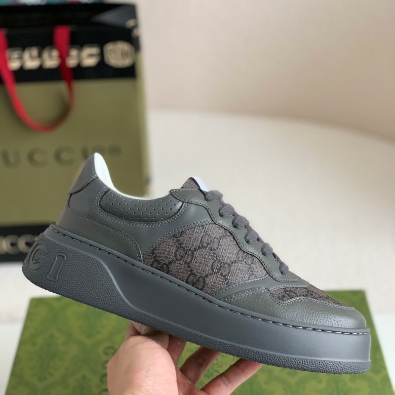 G*u*i sneakers Cowhide